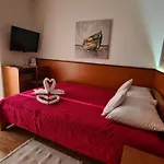 Sobe/rooms Riva