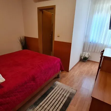 Panzió Sobe/rooms Riva Zára