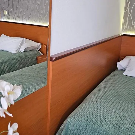 Sobe/rooms Riva Bed & Breakfast Zadar