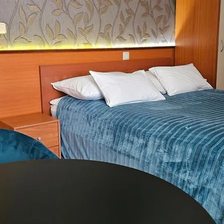 Sobe/rooms Riva 3*