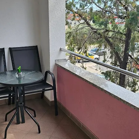 Sobe/rooms Riva Bed & Breakfast 3*