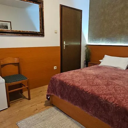 Bed & Breakfast Sobe/rooms Riva