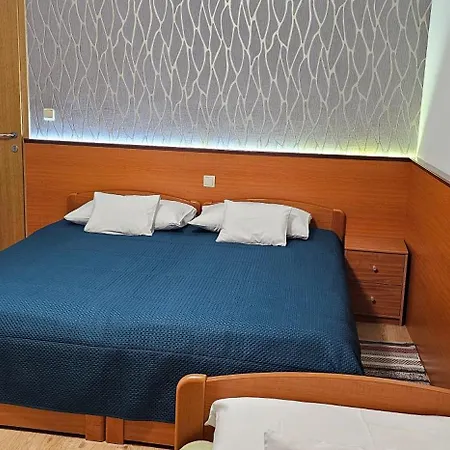 Bed & Breakfast Sobe/rooms Riva 3*