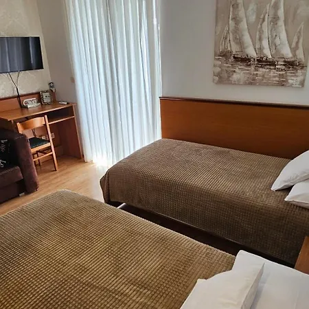 Sobe/rooms Riva