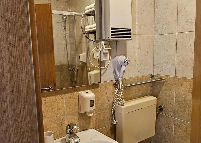 Sobe/rooms Riva Alojamento de Acomodação e Pequeno-almoço Zadar