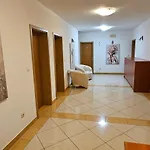 Sobe/rooms Riva 3*