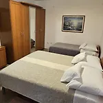 Sobe/rooms Riva Bed & Breakfast 3*