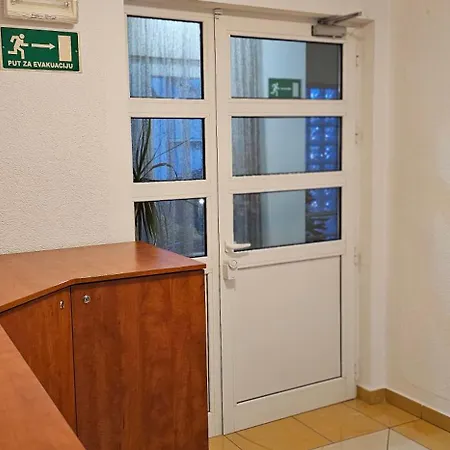 Sobe/rooms Riva Zára