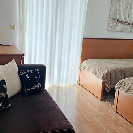 Bed and breakfast Sobe/rooms Riva