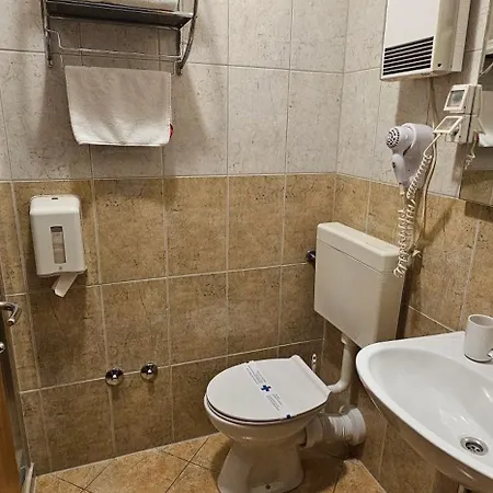 Sobe/rooms Riva 住宿加早餐酒店 3*