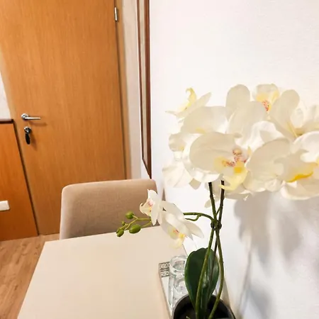 Sobe/rooms Riva Couette-café 3*