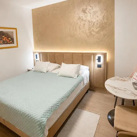 Sobe/rooms Riva Couette-café Zadar