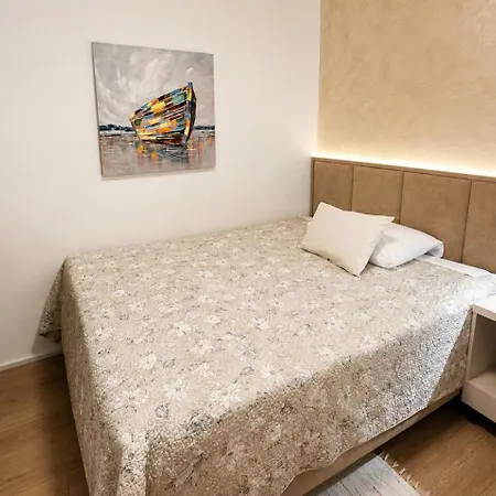 Couette-café Sobe/rooms Riva