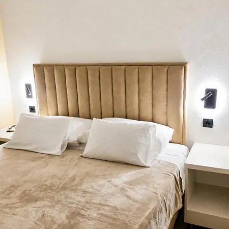 Sobe/rooms Riva Couette-café