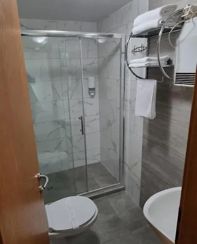 Sobe/rooms Riva 3* Zára