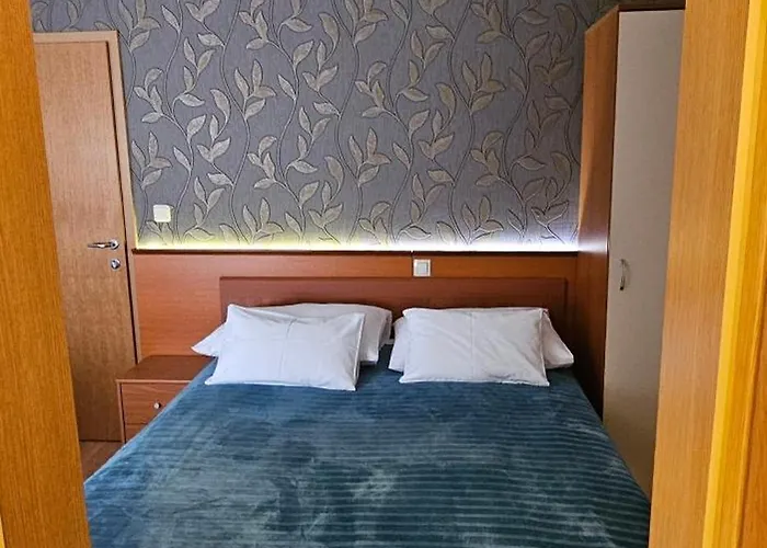 Sobe/rooms Riva Panzió Zára